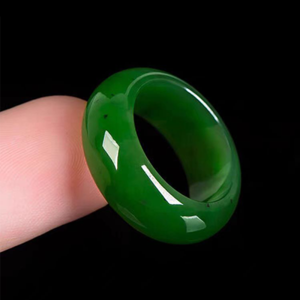 Elegant Natural Smooth Polished Green Jade Ring Band - Image 3