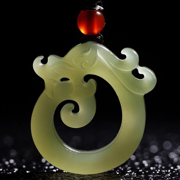 Exquisite Chinese Dragon Jade Necklace for Men - Image 4