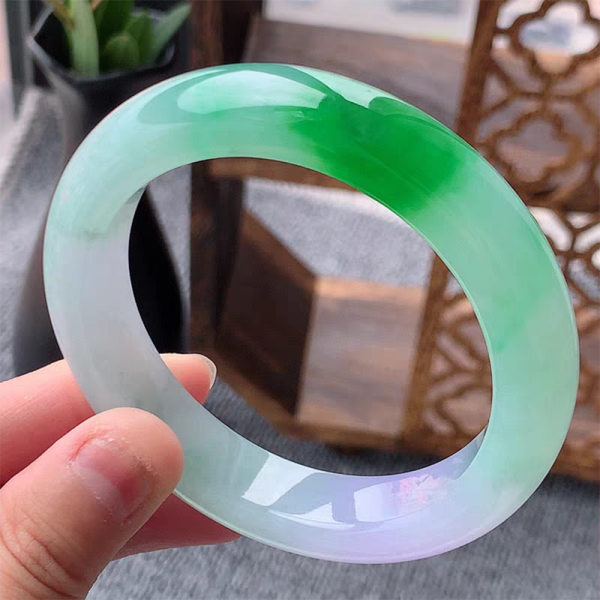 purple jade bangle