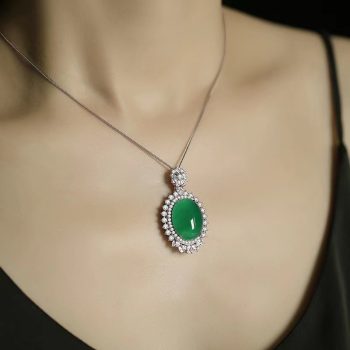 Jade bead necklace